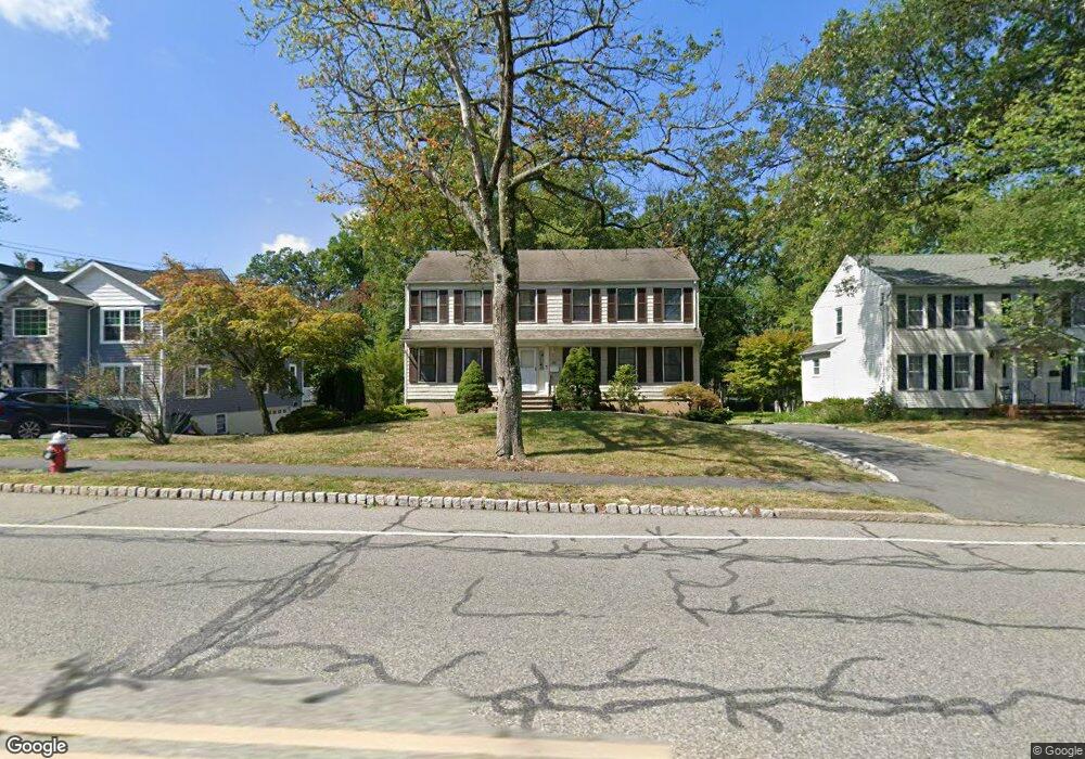 195 N Livingston Ave, Livingston, NJ 07039 - photo 1