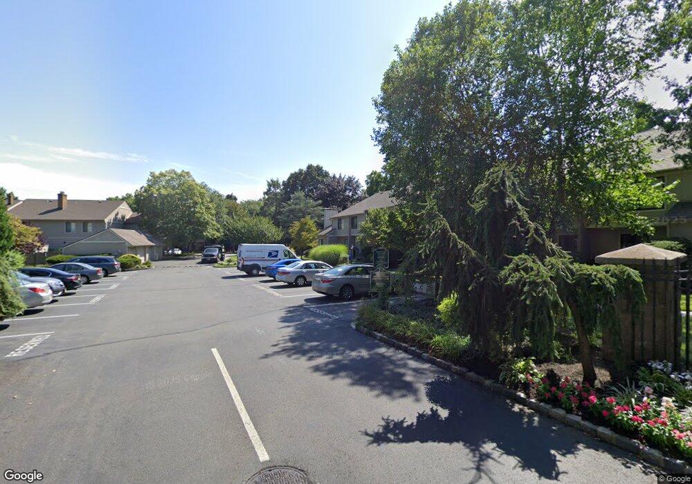 32 Irongate, Metuchen, NJ 08840 - photo 1