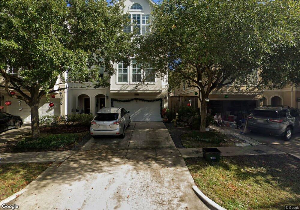 1427 W Hilshire Park Dr, Houston, TX 77055 - photo 1