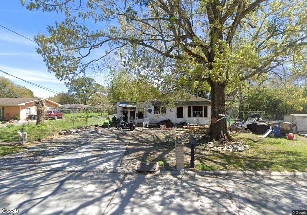 116 Guadalupe St, New Iberia, LA 70563 - photo 1