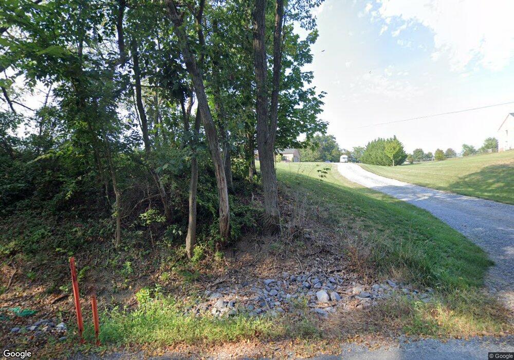 3087 E Weaver Rd, Greencastle, PA 17225 - photo 1