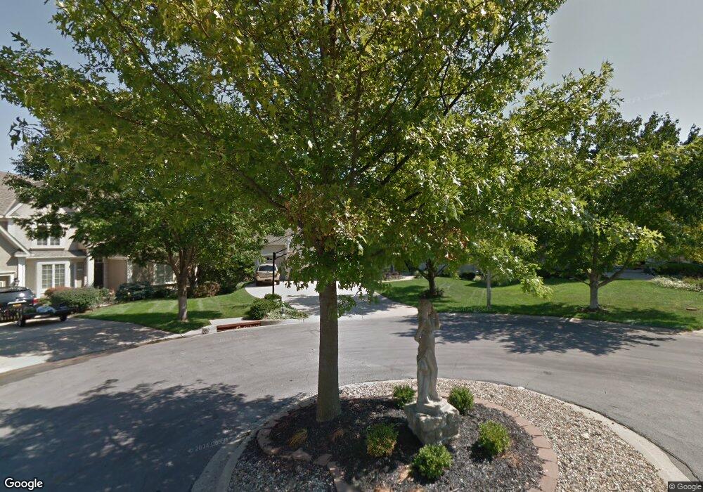 8347 Hallet St, Lenexa, KS 66215 - photo 1