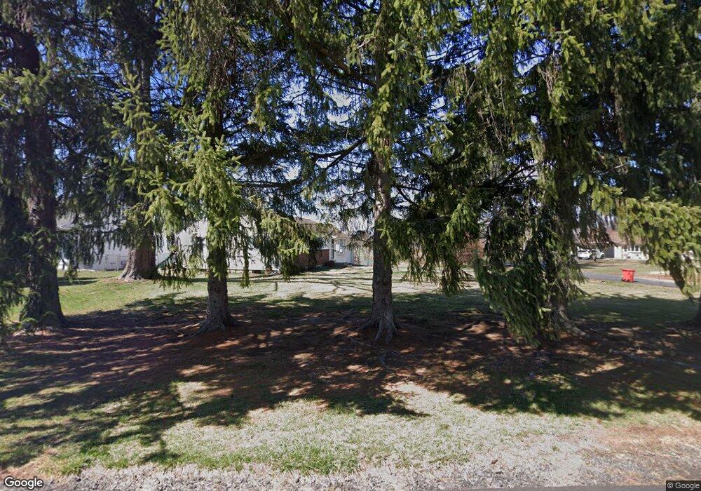 742 Mason Dr, Warminster, PA 18974 - photo 1