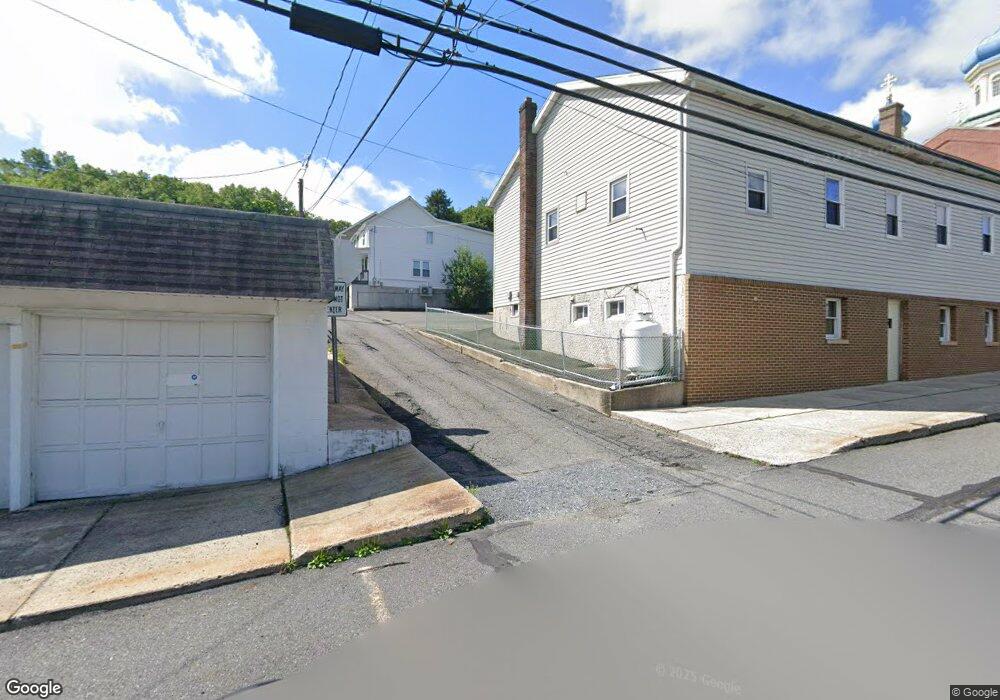 218 Fisher Ave, Coaldale, PA 18218 - photo 1