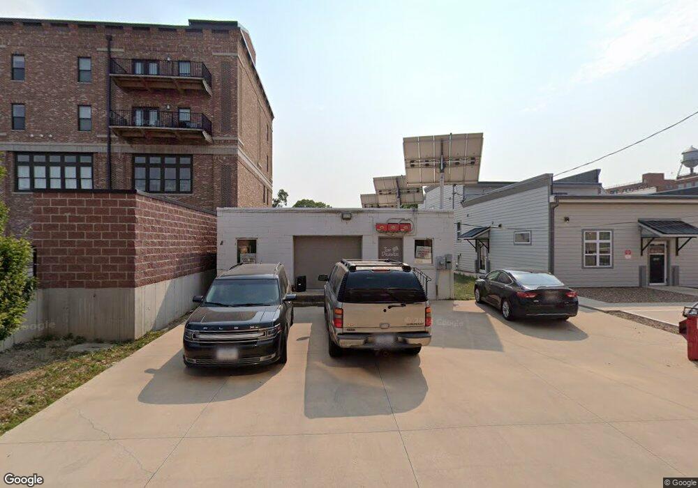 1012 3rd St SE, Cedar Rapids, IA 52401 - photo 1