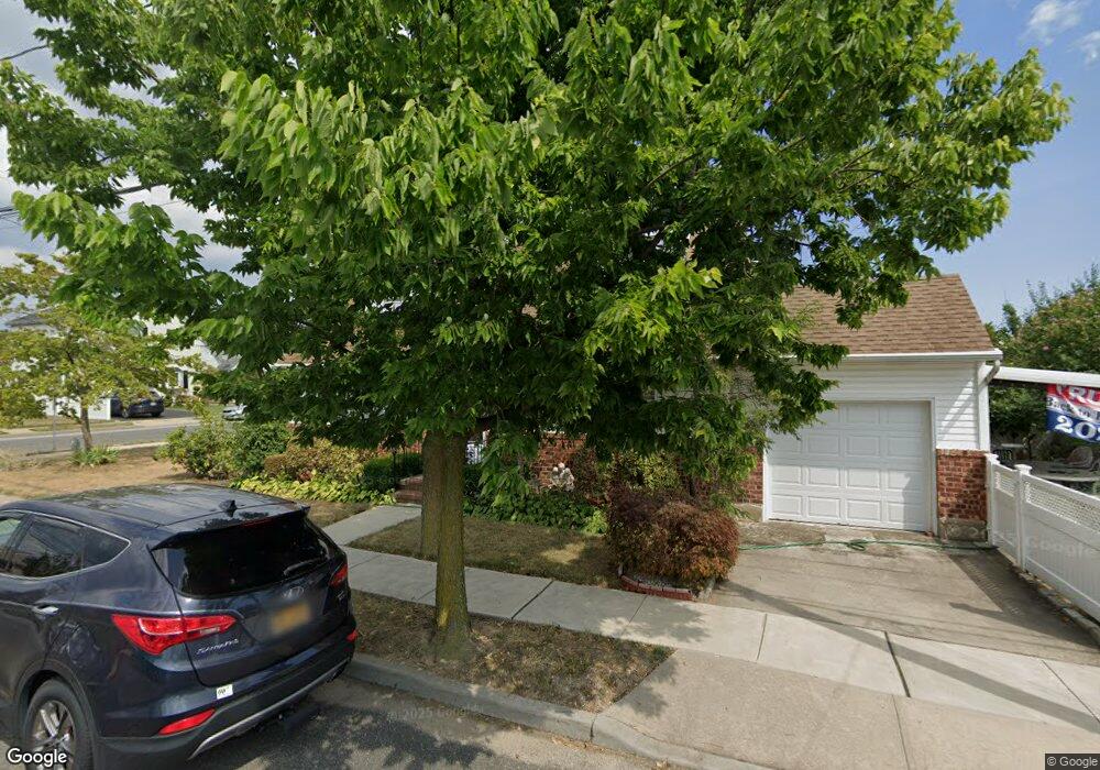 516 4th St, Franklin Square, NY 11010 - photo 1