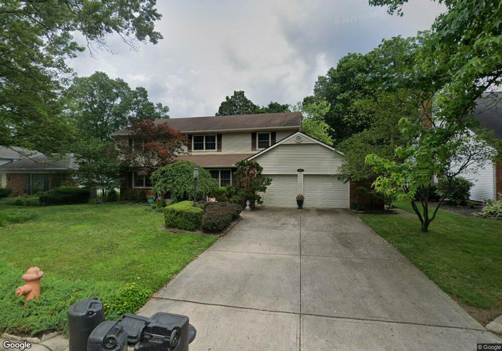 6042 Tulip Hill Rd, Columbus, OH 43235 - photo 1