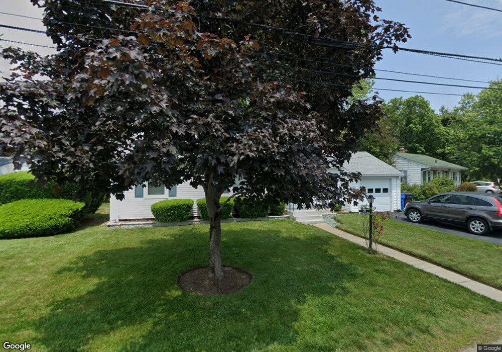 204 Mapleton St, Cranston, RI 02910 - photo 1