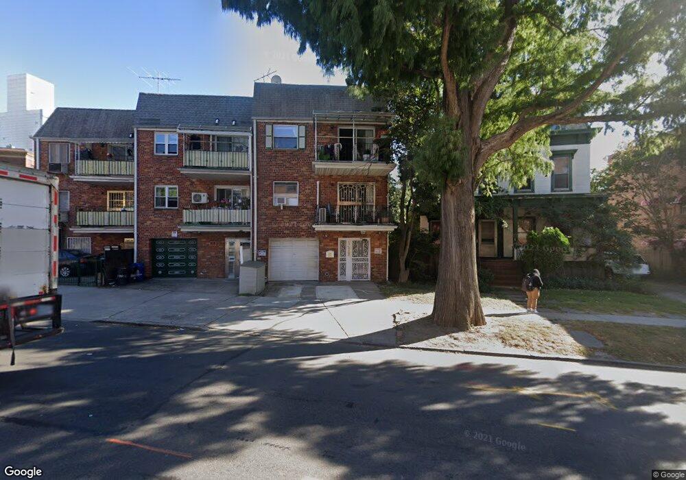 143-66 Sanford Ave unit 2nd Fl, Flushing, NY 11355 - photo 1