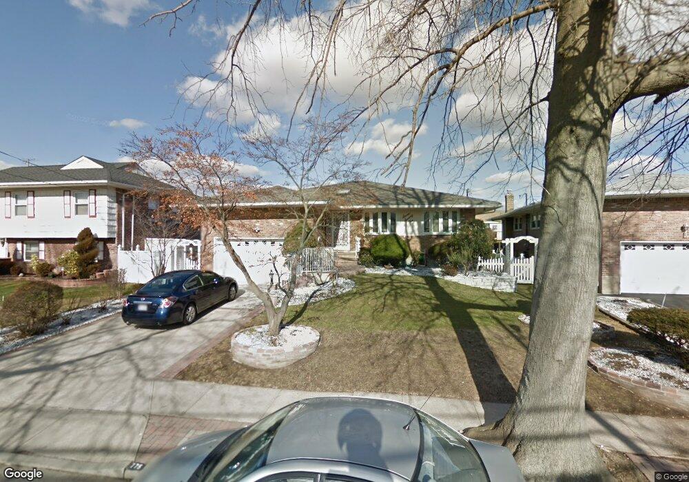 775 Allwyn St, Baldwin, NY 11510 - photo 1