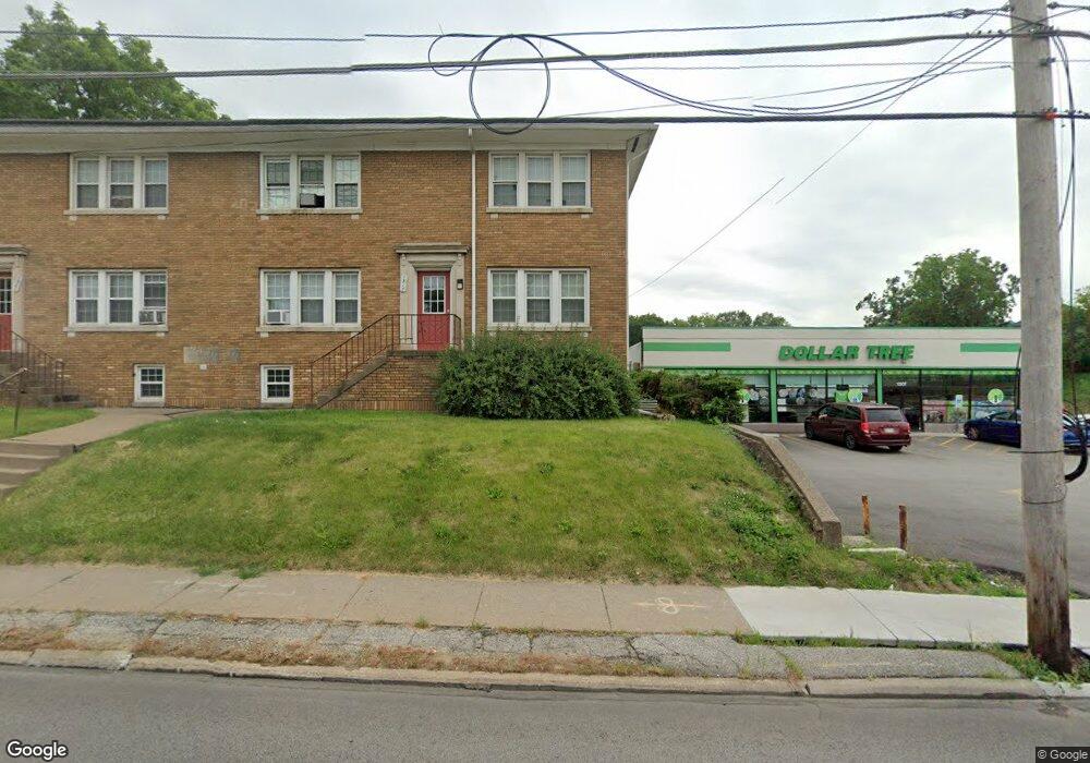 1317 E Locust St, Davenport, IA 52803 - photo 1