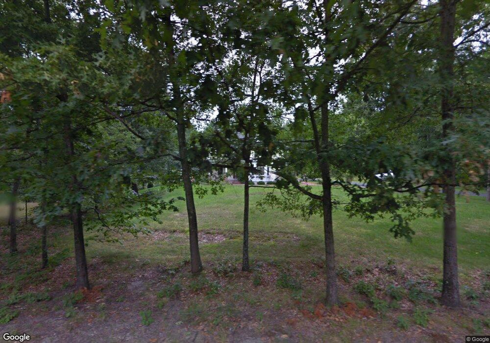 39 Sebbins Pond Dr, Bedford, NH 03110 - photo 1