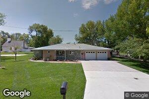 211 W Jackson St, Crescent, IA 51526