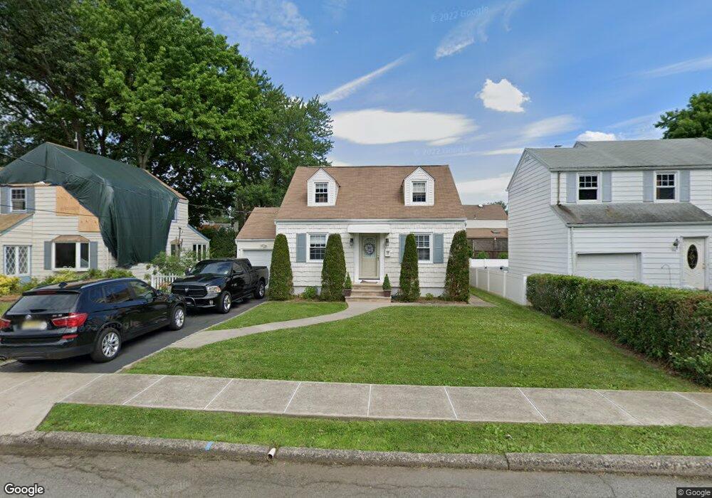 92 Renner Ave, Bloomfield, NJ 07003 - photo 1