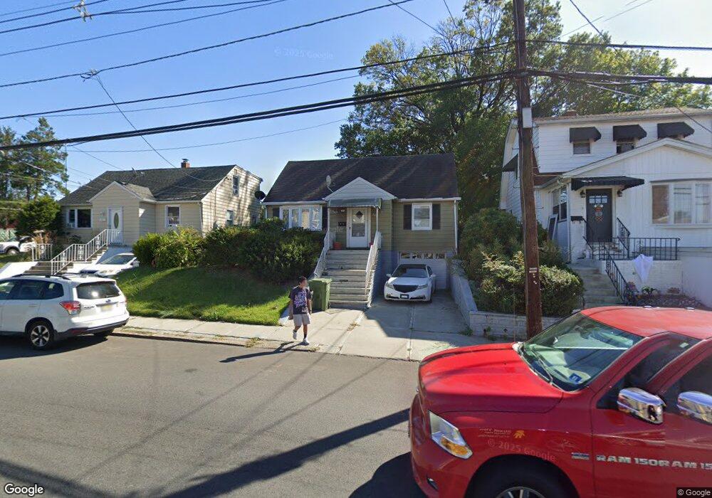 546 E 3rd Ave, Roselle, NJ 07203 - photo 1