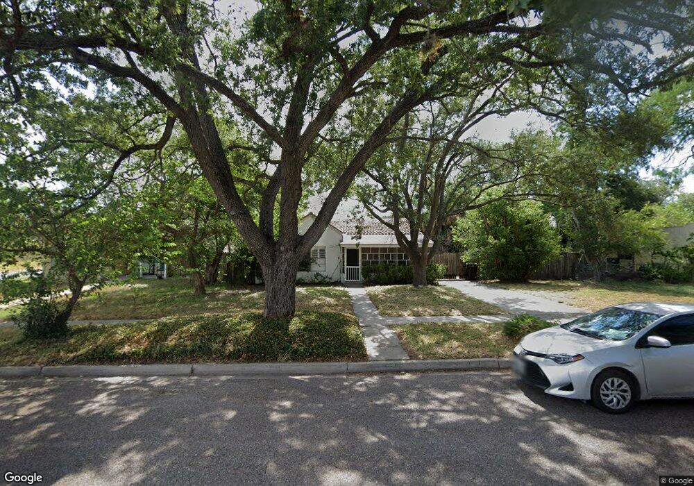 1020 S Missouri Ave, Weslaco, TX 78596 - photo 1