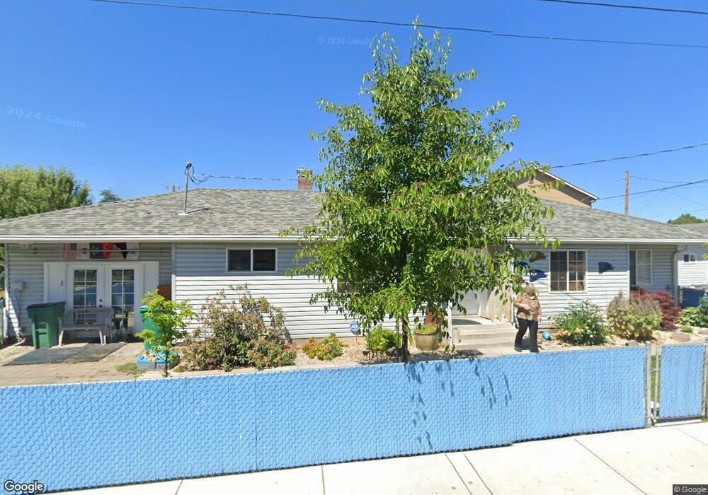 824 Washburn Way, Klamath Falls, OR 97603 - photo 1