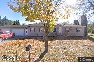 138 E Nelson St, Litchfield, MN 55355