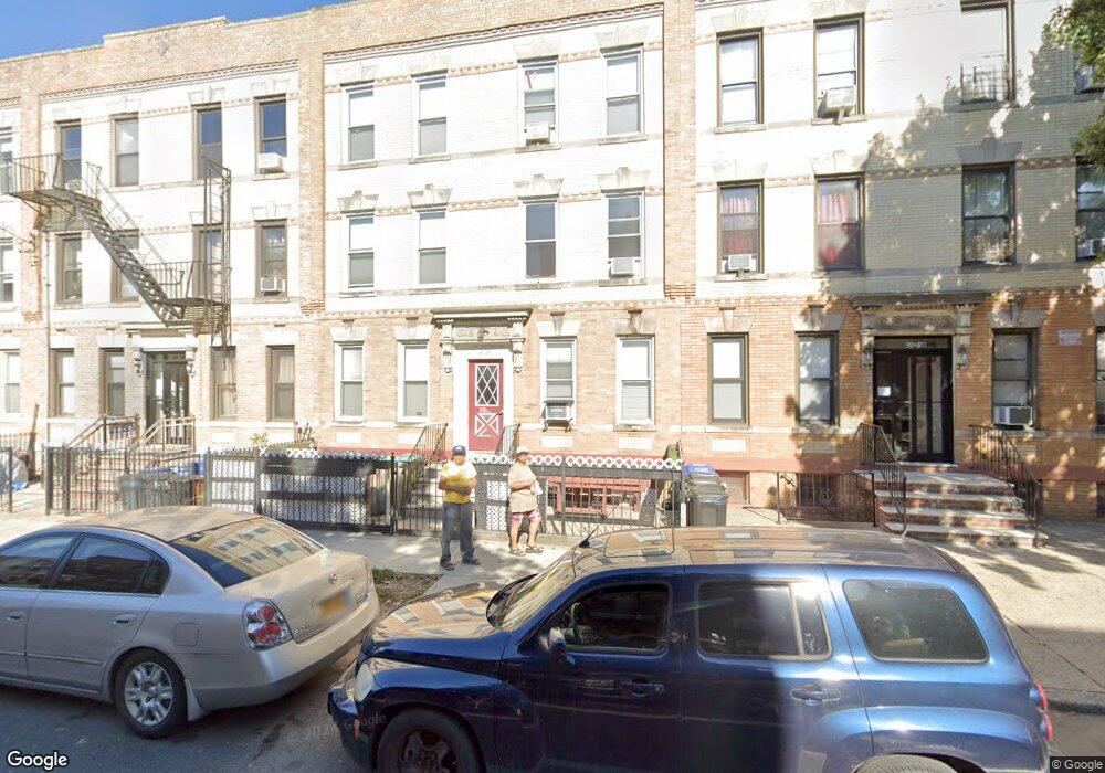 3084 44th St, Long Island City, NY 11103 - photo 1