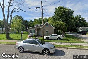 615 W 4th St, Brookport, IL 62910