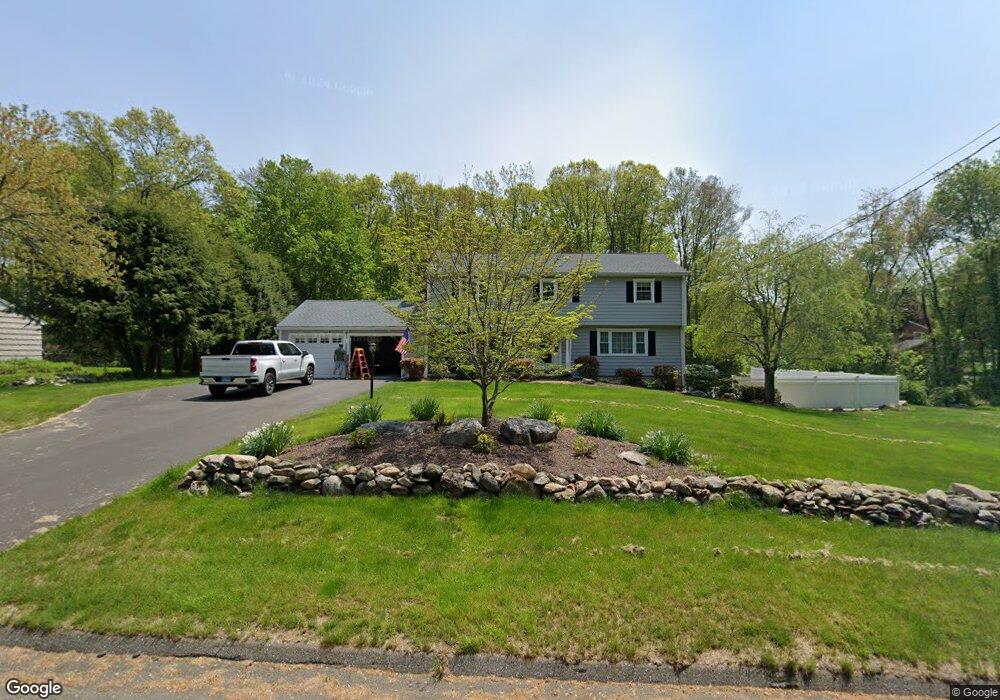 55 Wendover Rd, Trumbull, CT 06611 - photo 1