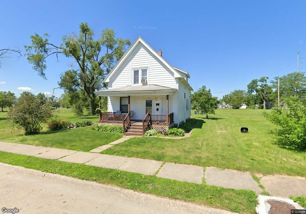 1222 4th St NW, Cedar Rapids, IA 52405 - photo 1