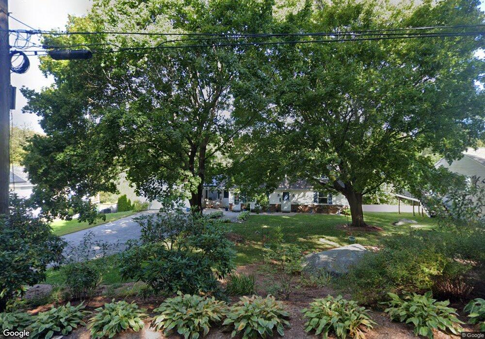 22 Pine St unit B, Pawcatuck, CT 06379 - photo 1