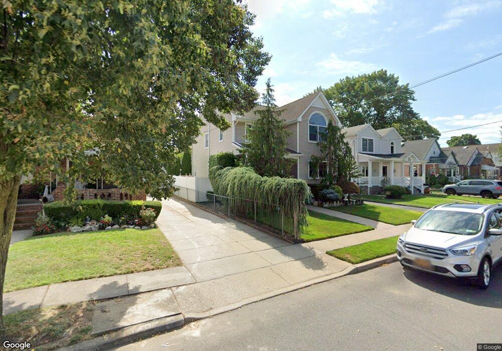 243 Commonwealth St, Franklin Square, NY 11010 - photo 1