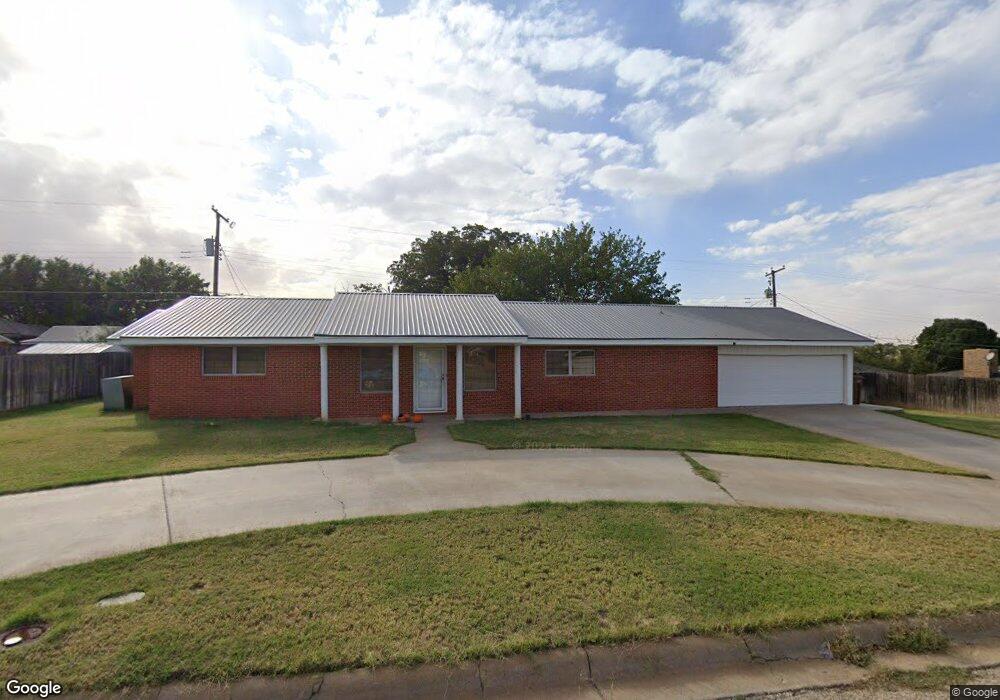 2202 Cindy Ln, Big Spring, TX 79720 - photo 1