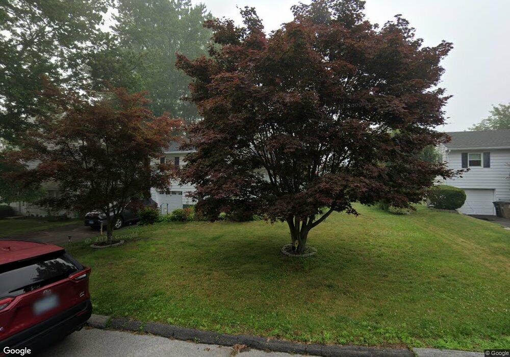 32 Webster Rd, Stamford, CT 06902 - photo 1