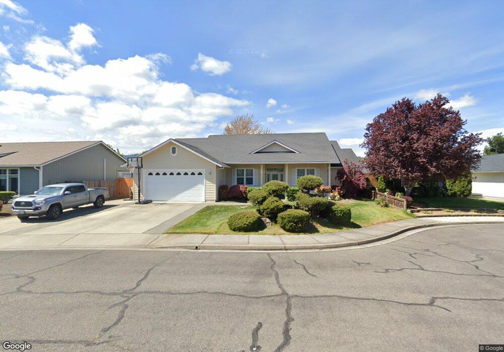 541 Diego Ct, Central Point, OR 97502 - photo 1