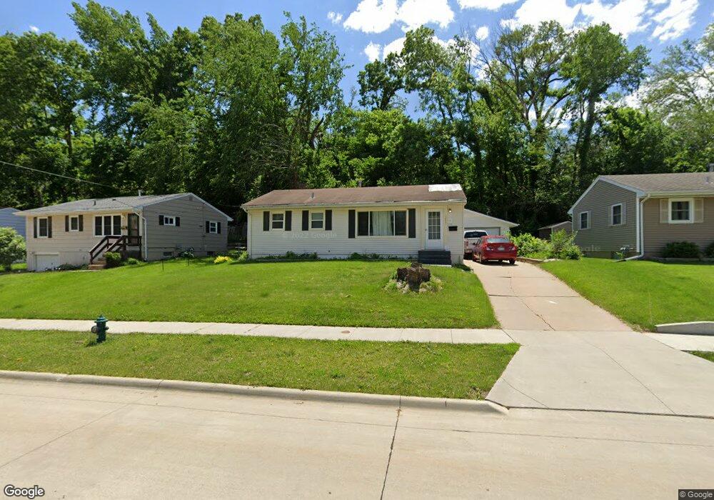 3637 14th Ave SE, Cedar Rapids, IA 52403 - photo 1