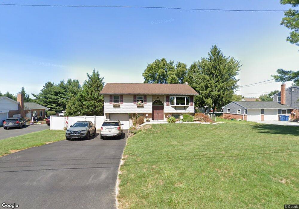 3933 Locust Grove Rd, Columbia, PA 17512 - photo 1