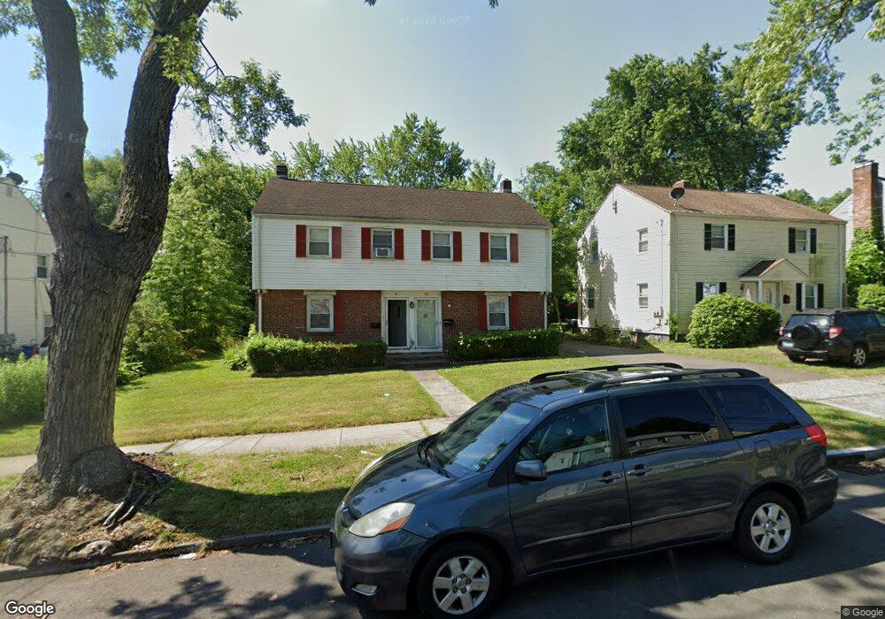 55 Pershing St unit 57, Hartford, CT 06112 - photo 1