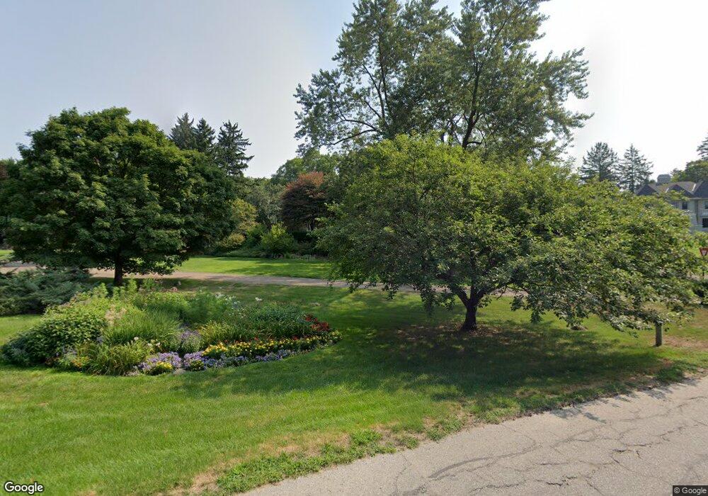 1830 E Valley Rd, Bloomfield Hills, MI 48304 - photo 1