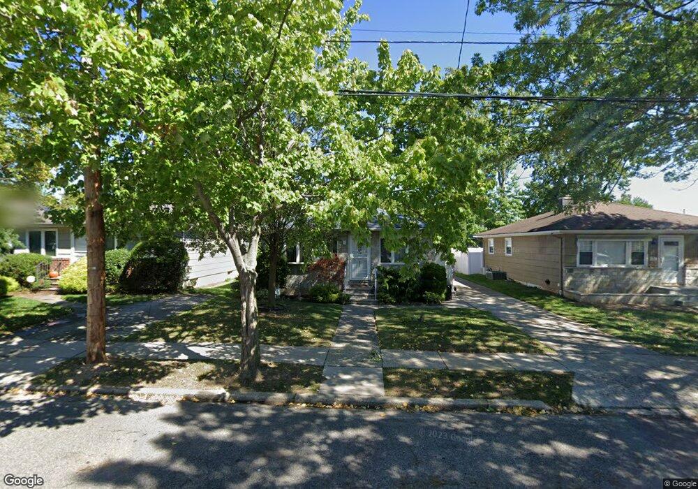 227 Fairbanks Ave, Staten Island, NY 10306 - photo 1