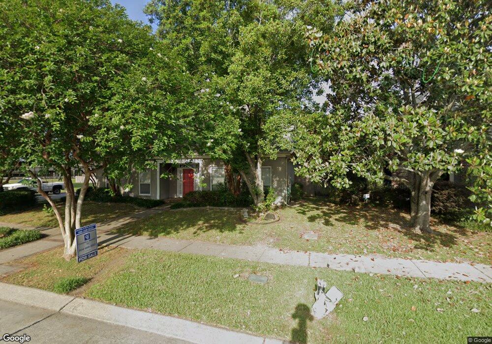 For Sale $734,500 • Co-Listing Agent