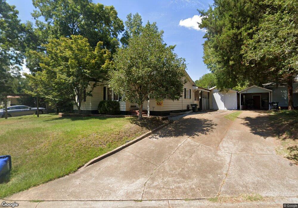 1830 Wheeler Dr, Natchez, MS 39120 - photo 1