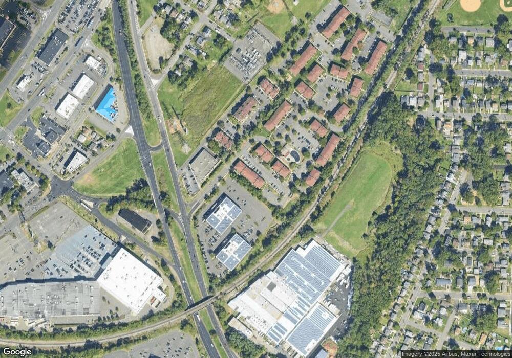 10 Powderhorn Ct, Woodbridge, NJ 07095 - photo 1