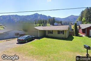 820 SE Forest Ln, Cascade Locks, OR 97014
