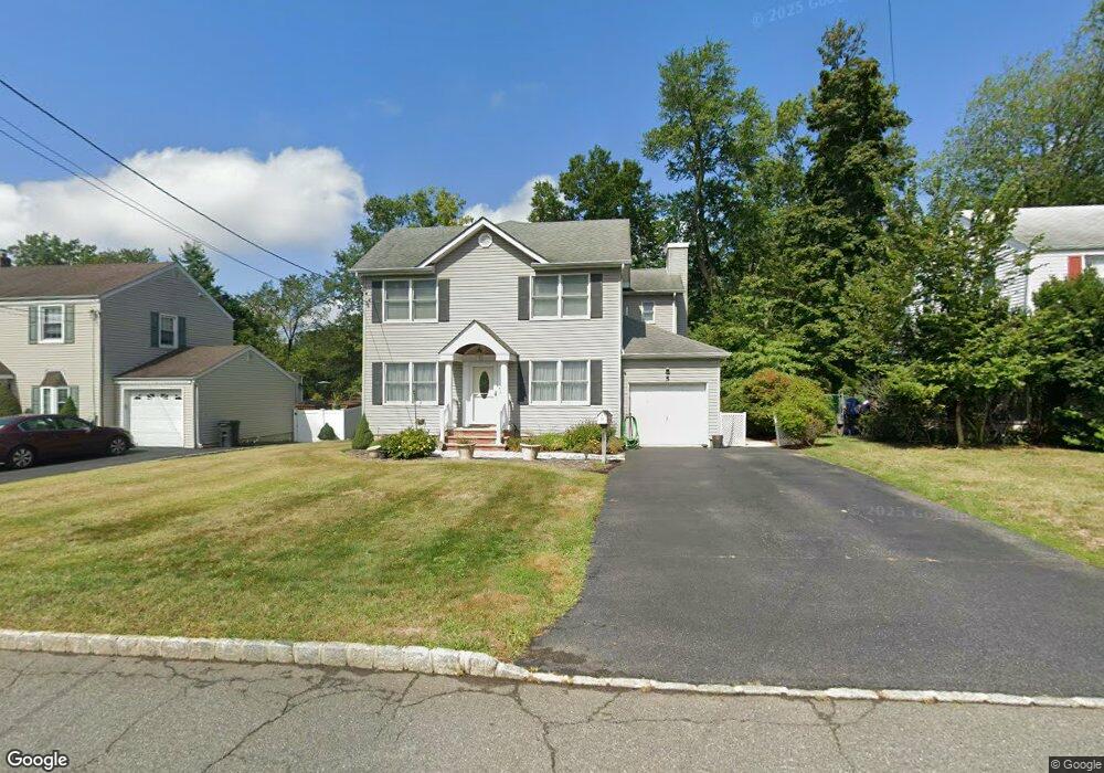 5 Winchester Rd, Livingston, NJ 07039 - photo 1