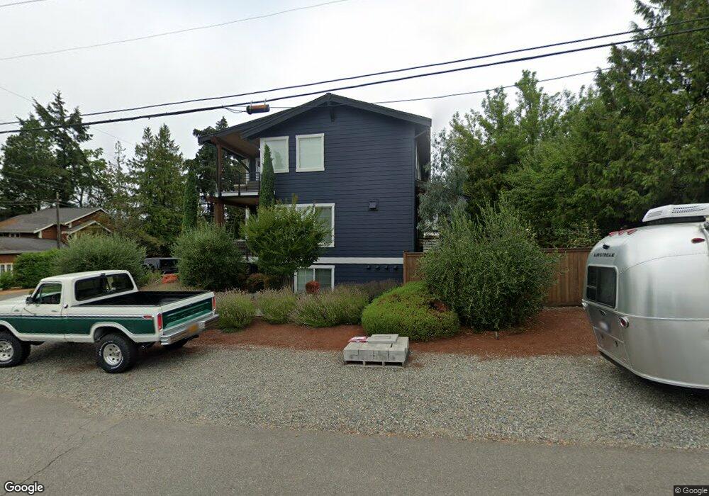 6204 SE 28th St, Mercer Island, WA 98040 - photo 1