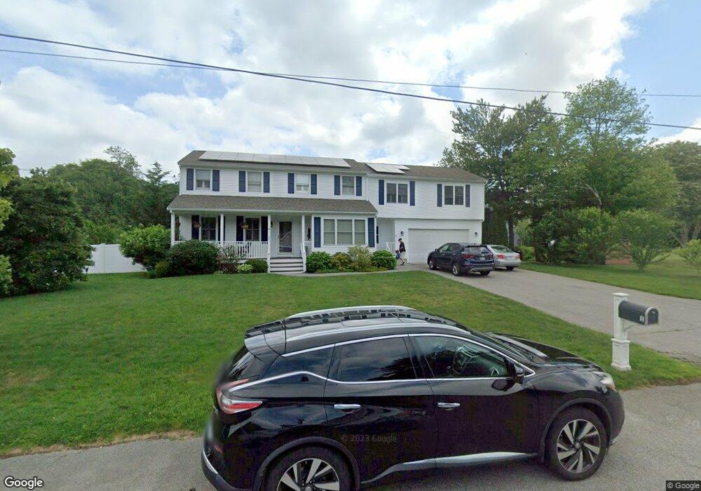 1 Rogers Ave, Bristol, RI 02809 - photo 1