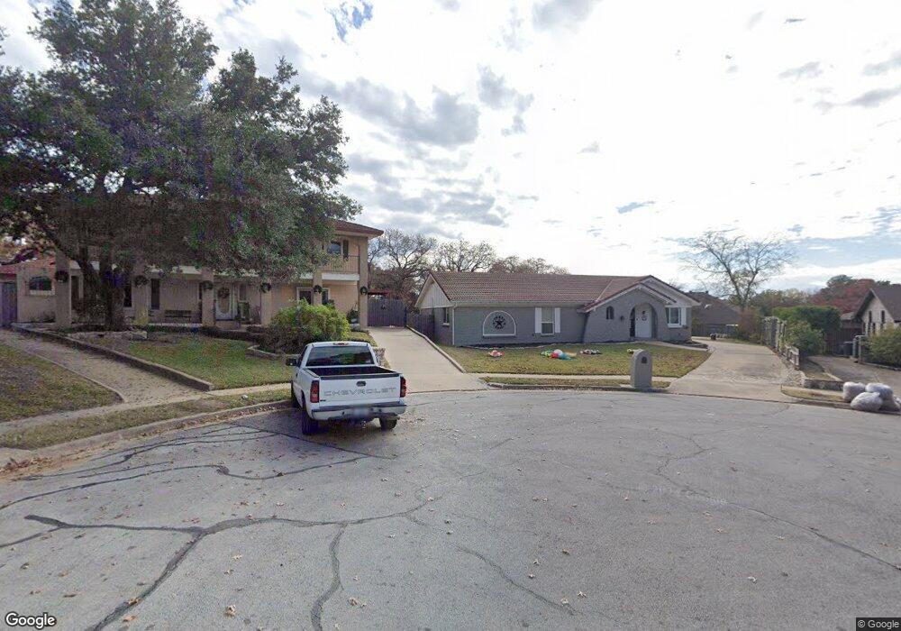 3605 Wayne Ct, Bedford, TX 76021 - photo 1