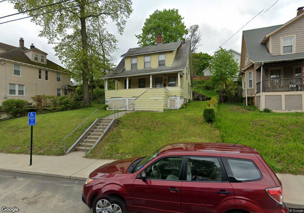 647 Cooke St, Waterbury, CT 06710 - photo 1