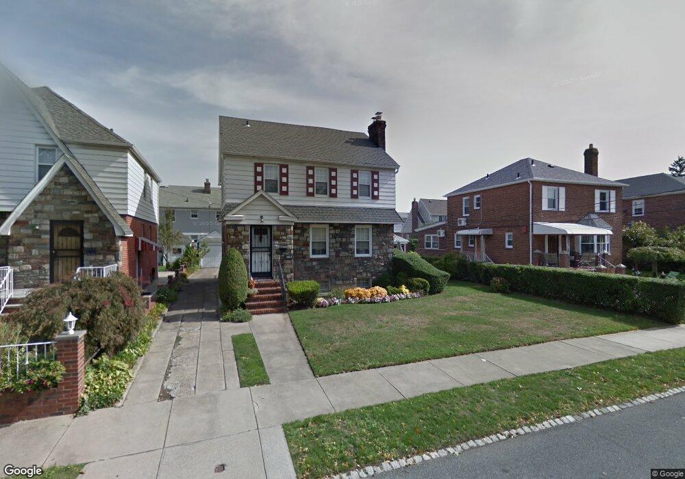 4531 189th St, Flushing, NY 11358 - photo 1