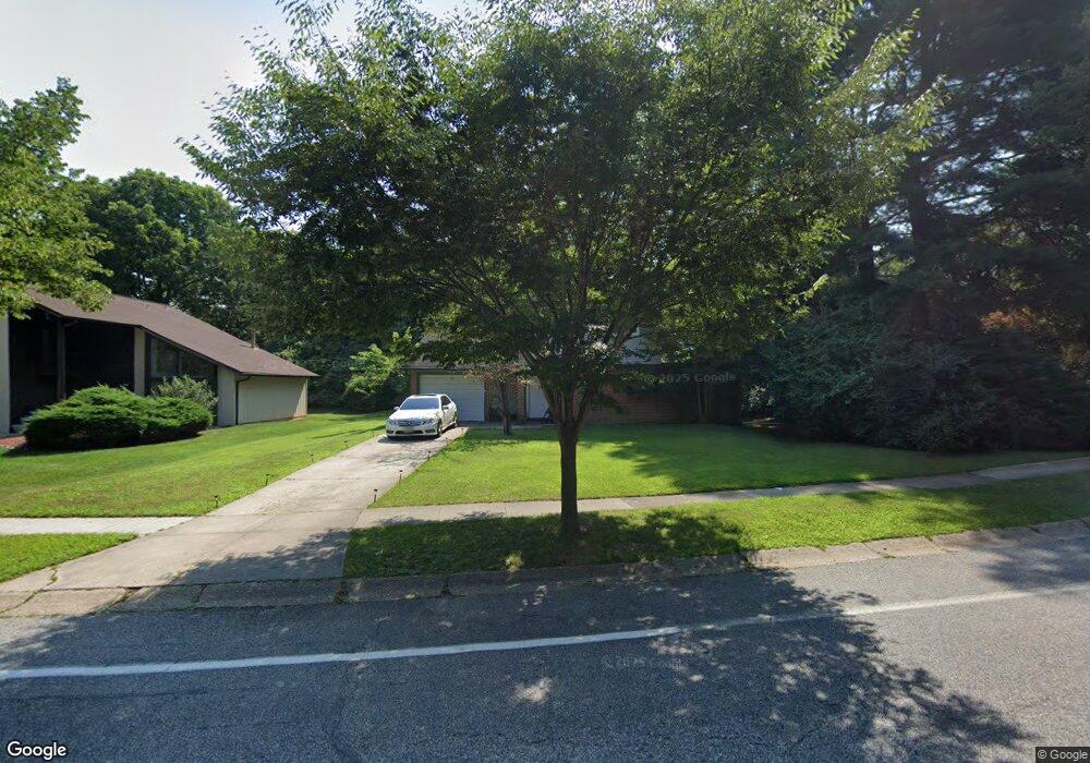 5325 Lightning View Rd, Columbia, MD 21045 - photo 1