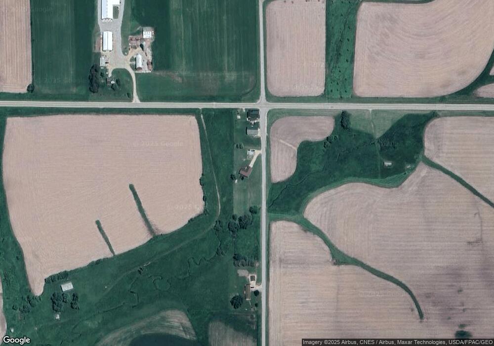 7677 Hurricane Rd, Lancaster, WI 53813 - photo 1