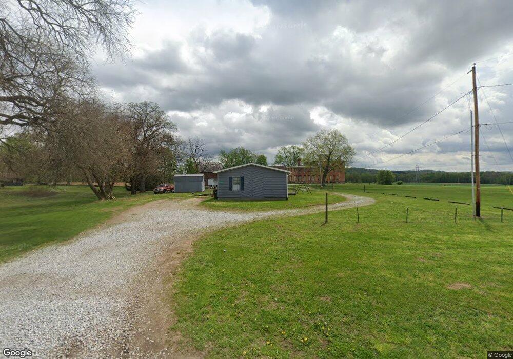 12140 Main St, Trinway, OH 43842 - photo 1