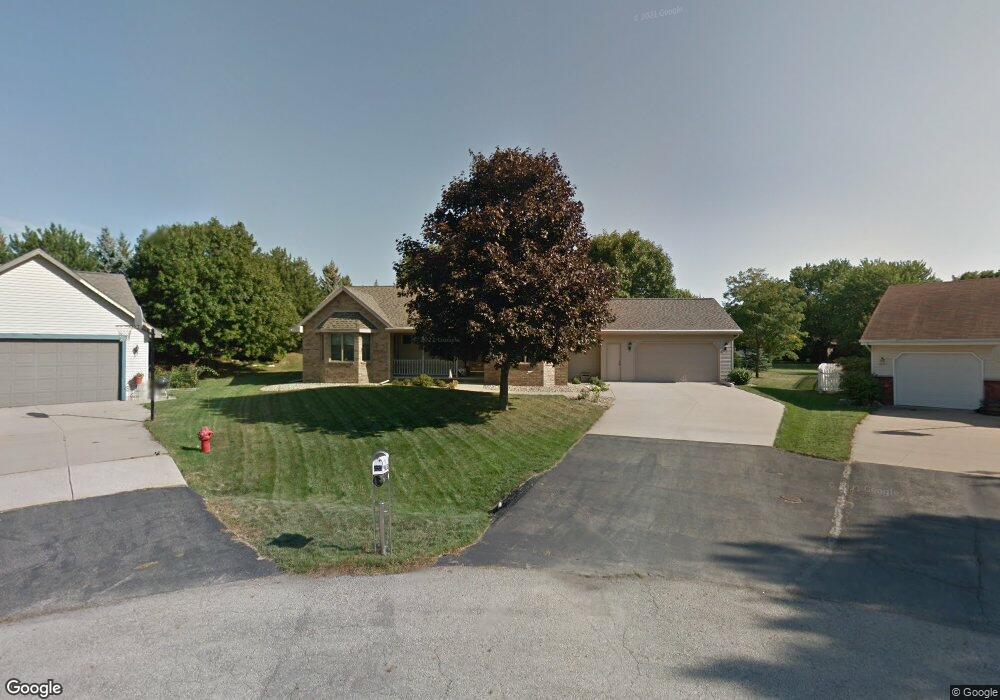 N325 Tamarack Cir, Appleton, WI 54915 - photo 1